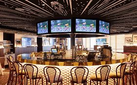 Mama Shelter Paris La Défense